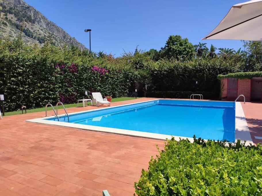 Da Nonna Cettina Appartamento In Villa Con Piscina Palermo Eksteriør billede