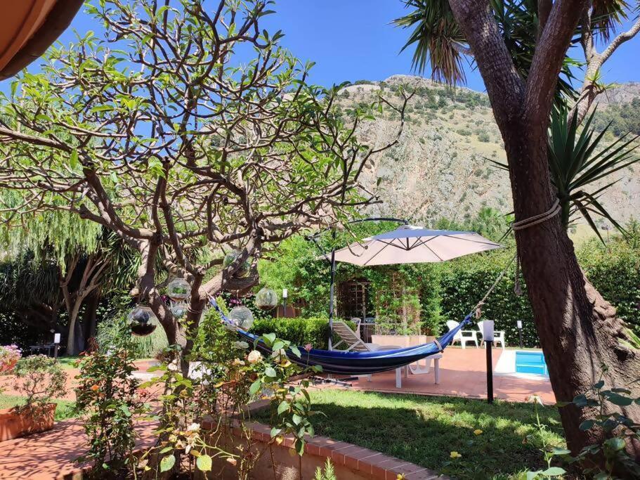 Da Nonna Cettina Appartamento In Villa Con Piscina Palermo Eksteriør billede